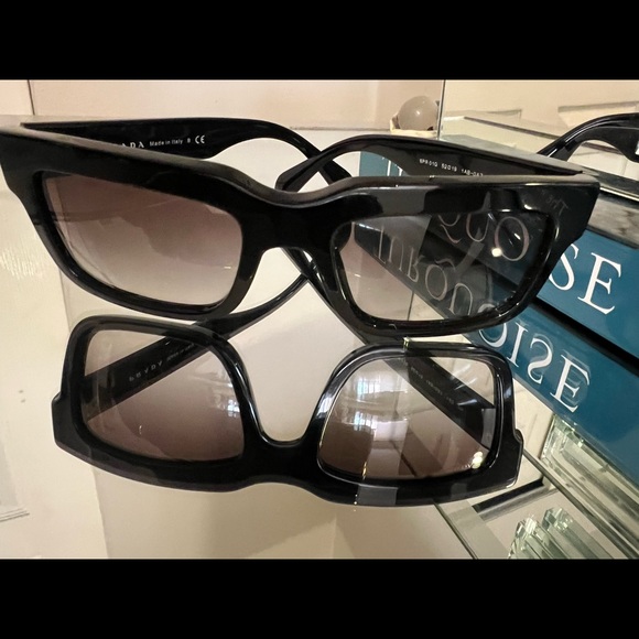 Prada Sunglasses - Picture 5 of 7